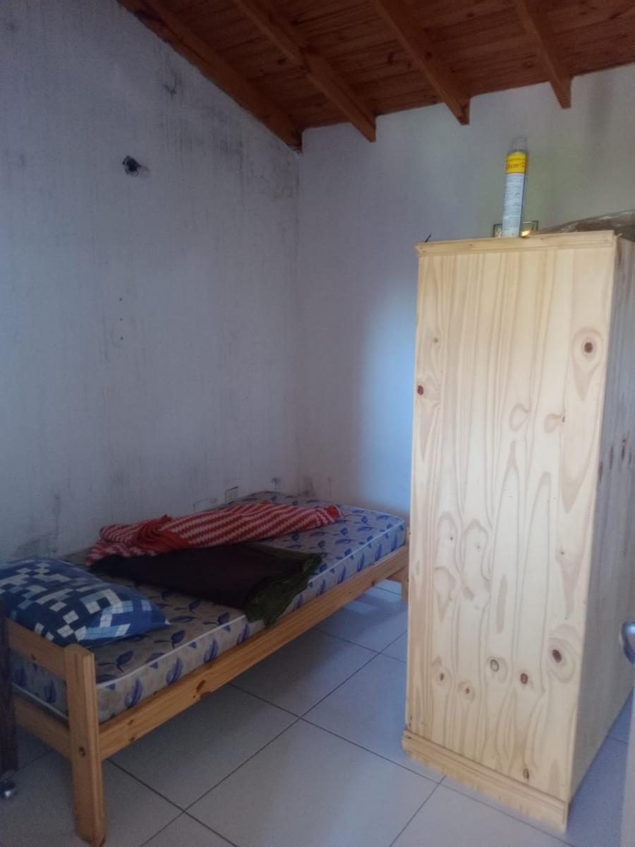 Casa en esquina con pileta, 2 dormitorios Muy buen estado — foto 5
