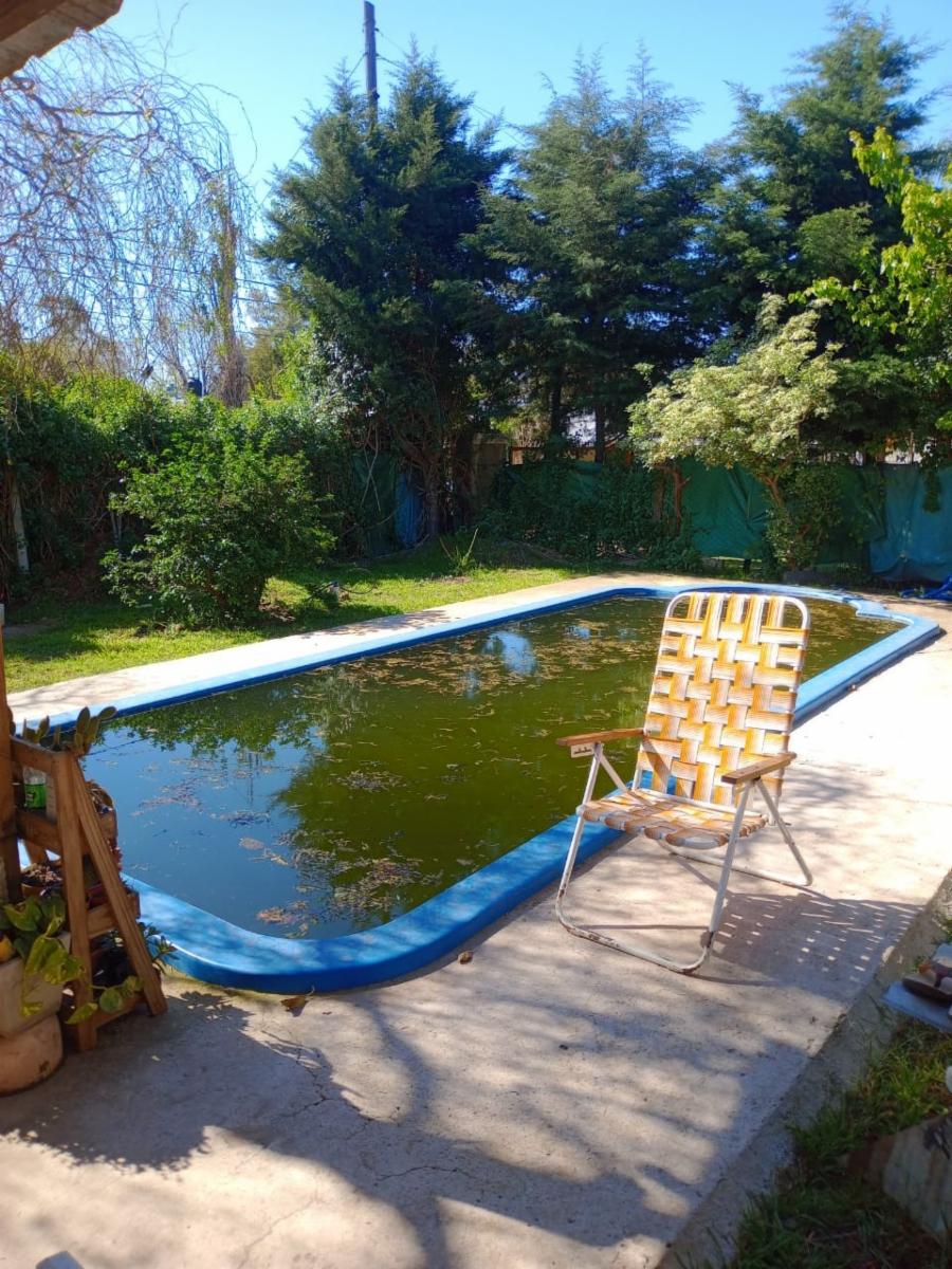 Casa en esquina con pileta, 2 dormitorios Muy buen estado — foto 7