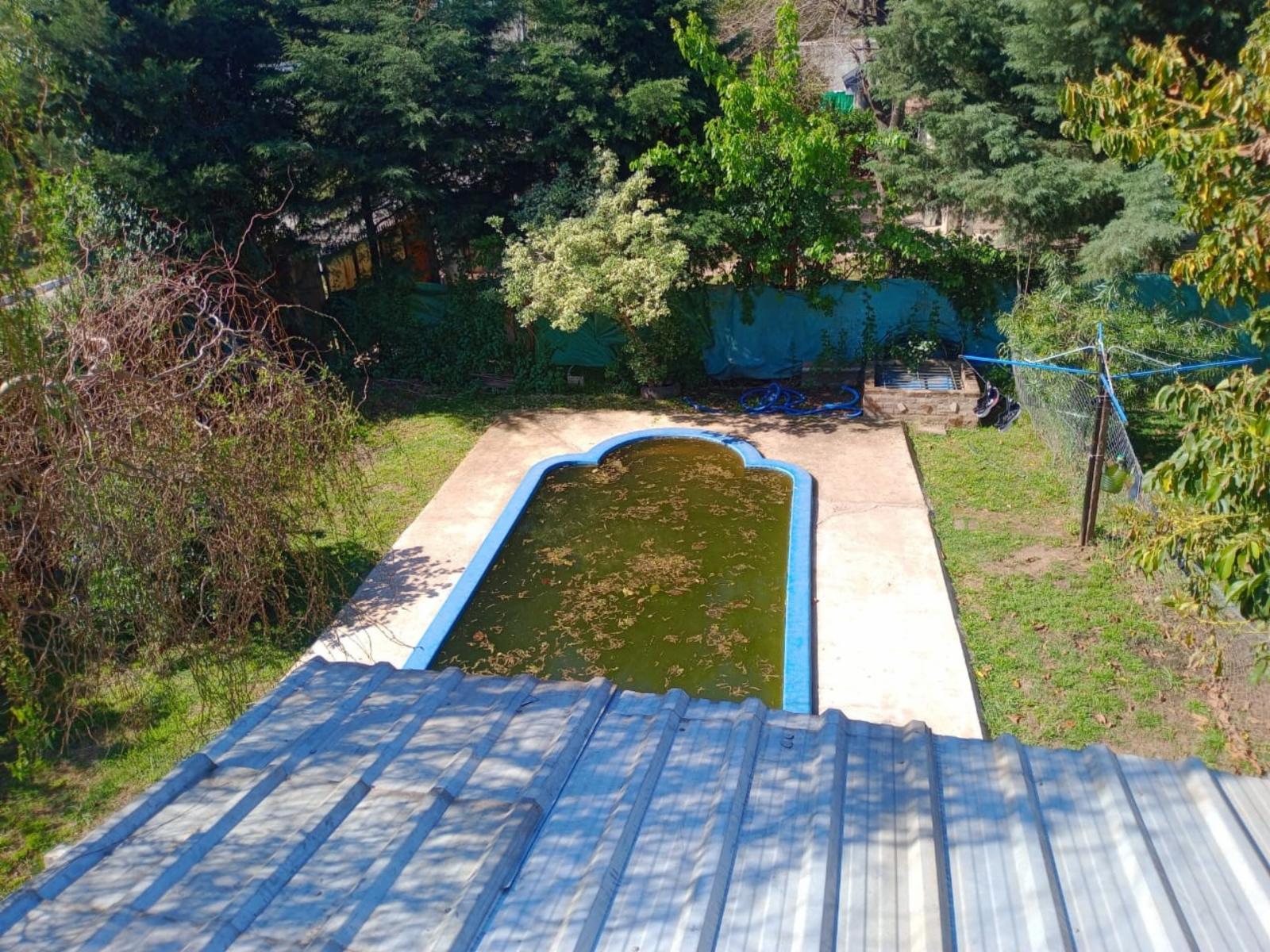 Casa en esquina con pileta, 2 dormitorios Muy buen estado — foto 12