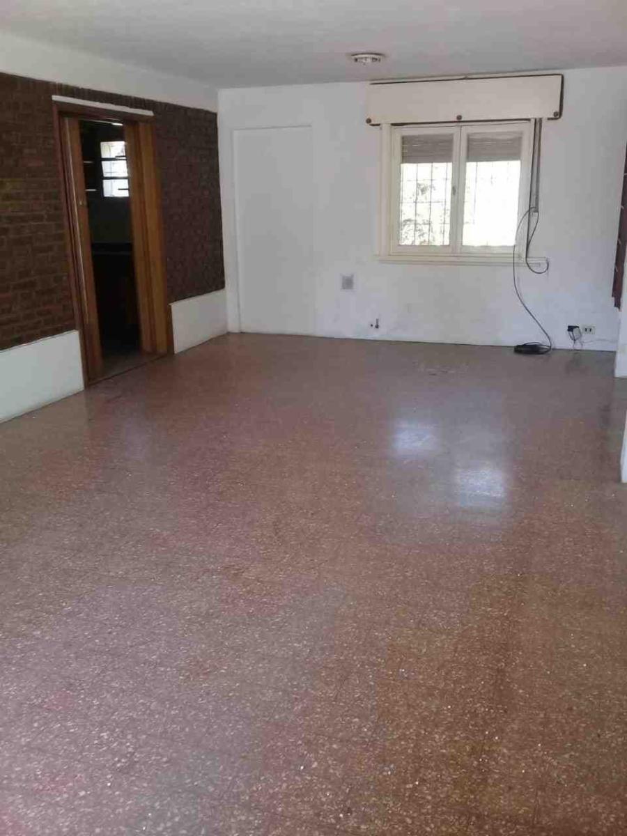 VENTA casa sobre Av Perón GRAN UBICACIÓN — foto 9