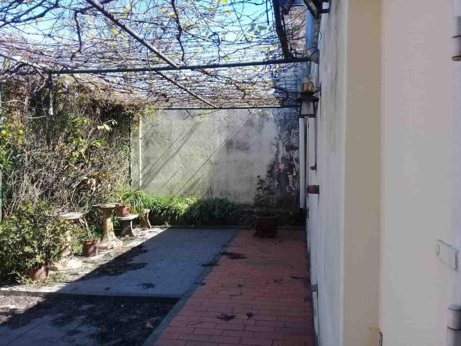 VENTA casa sobre Av Perón GRAN UBICACIÓN — foto 11