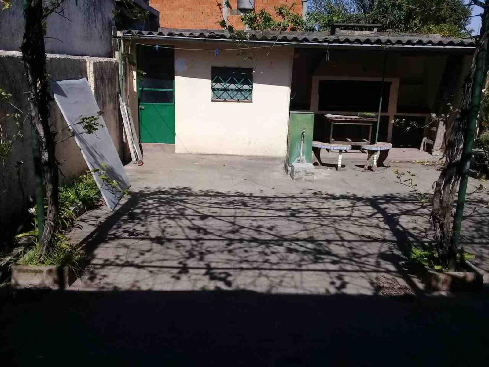 VENTA casa sobre Av Perón GRAN UBICACIÓN — foto 14