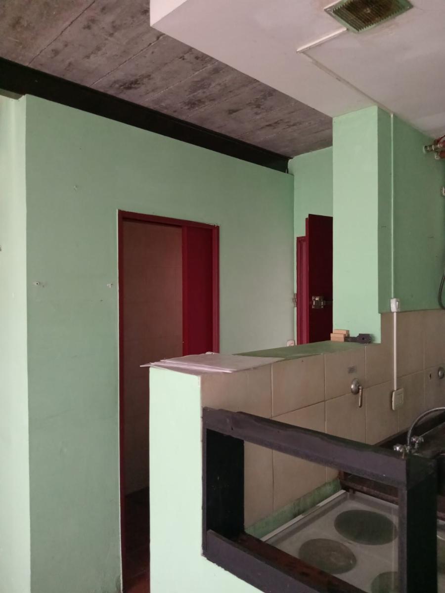 Venta DOS AMBIENTES en duplex, Muy buen diseño y construcción uso profesional o vivienda — foto 2