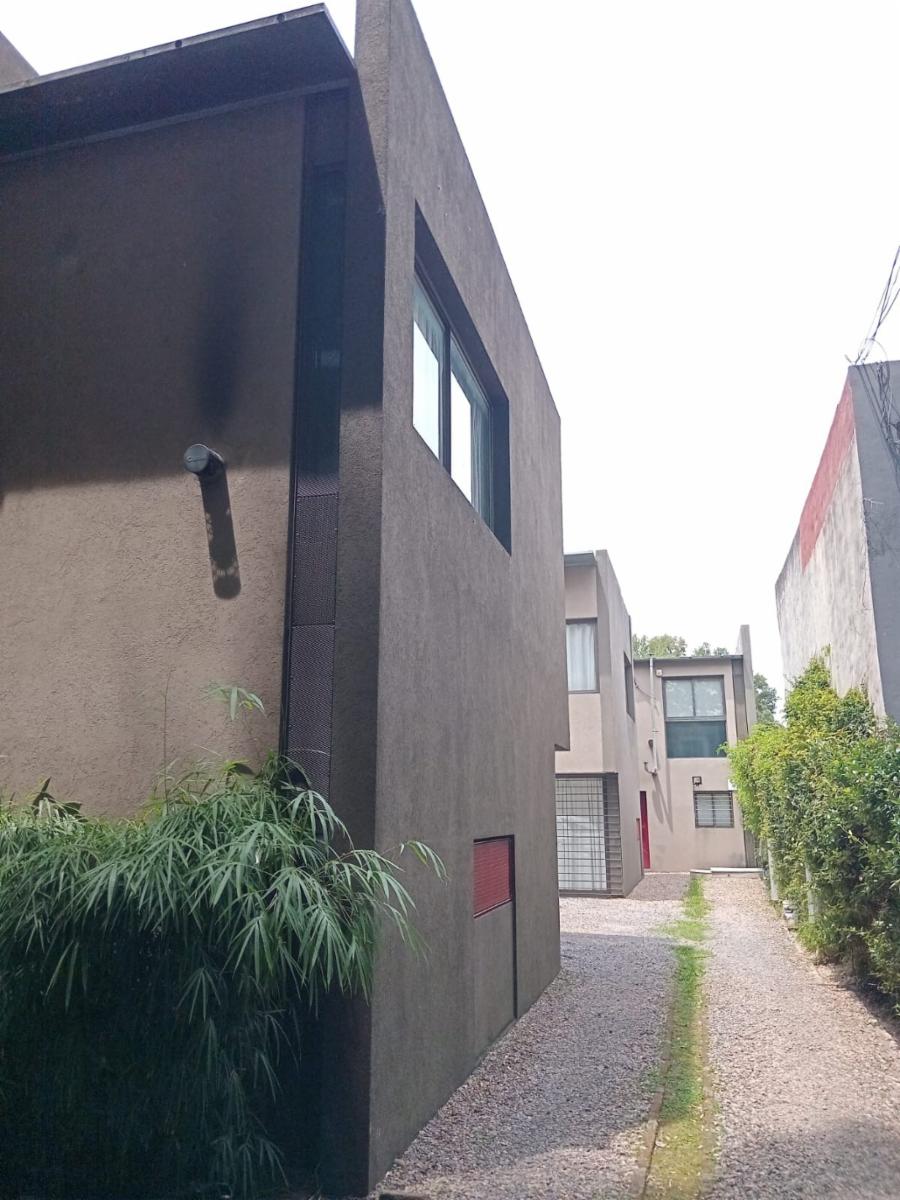 Venta DOS AMBIENTES en duplex, Muy buen diseño y construcción uso profesional o vivienda — foto 4