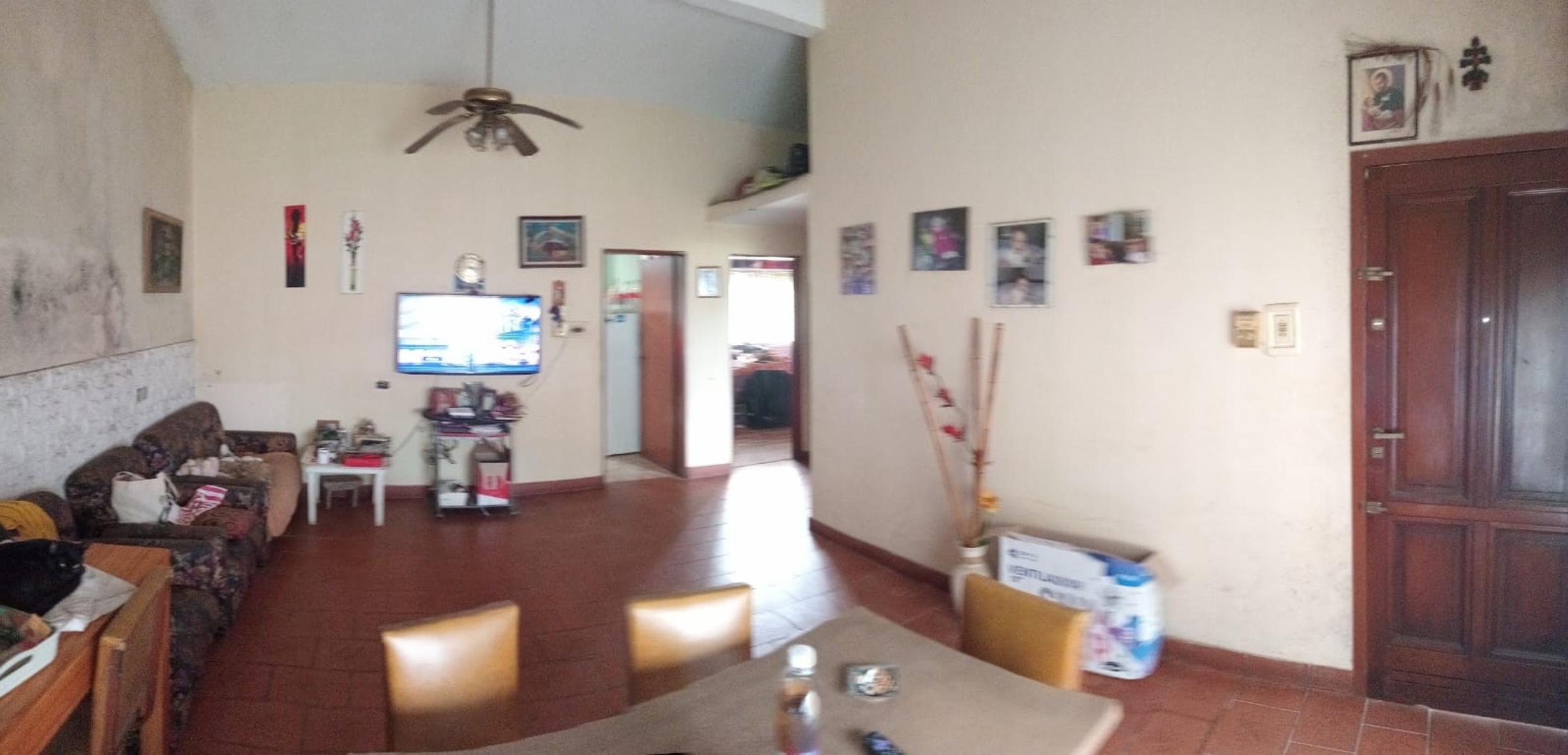 Casa Muy buena zona 2 DORMITORIOS mas dependencias — foto 14