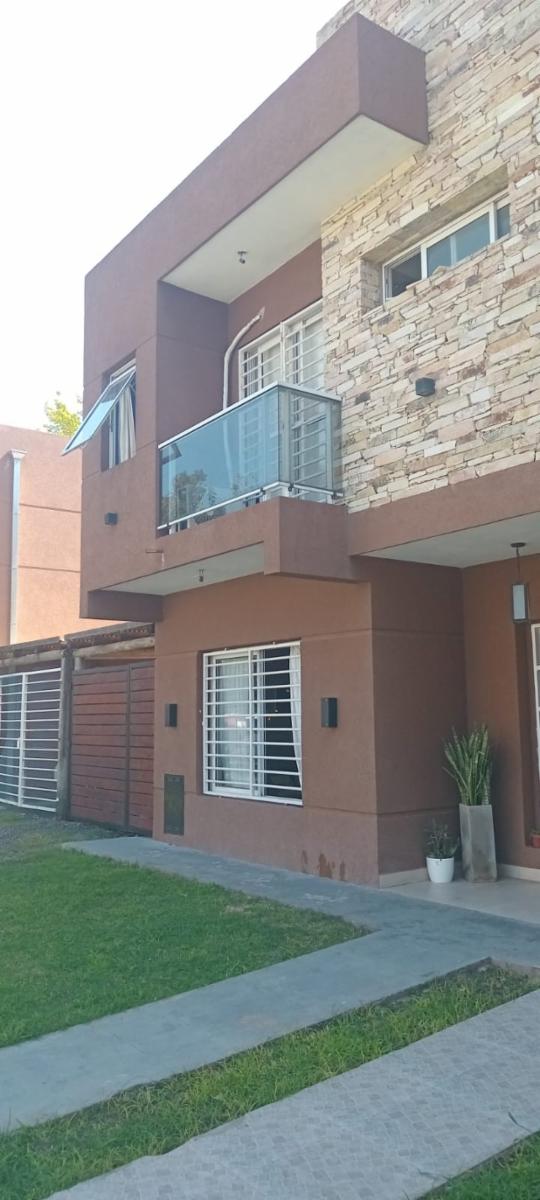 EXCELENTE DUPLEX a la venta Gran ubicación Apto Crédito — foto 2