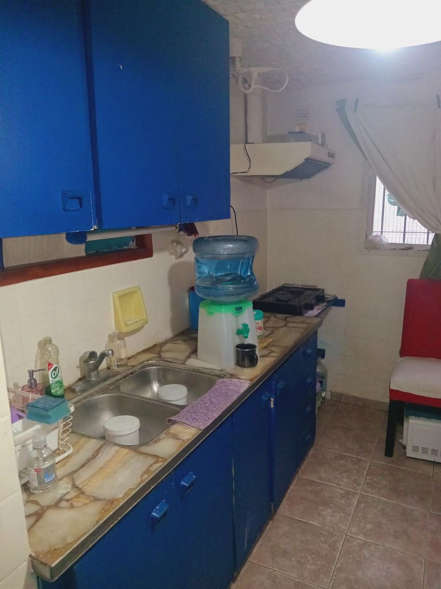 VENTA casa mas departamento sobre amplio lote ESCUCHA OFERTA — foto 3