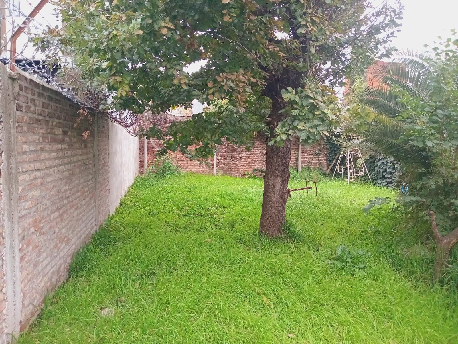 VENTA casa mas departamento sobre amplio lote ESCUCHA OFERTA — foto 11