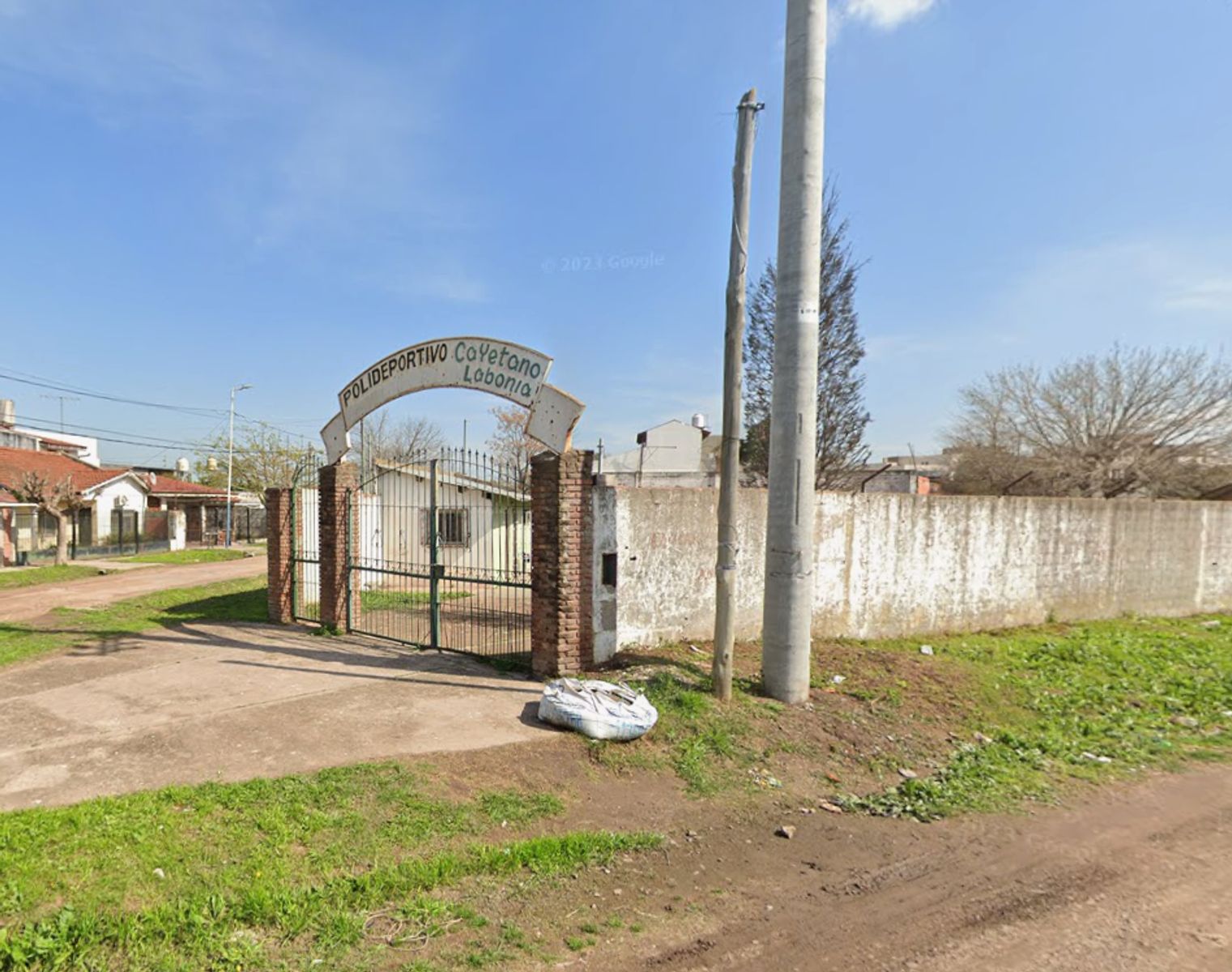 GRAN PREDIO en venta en esquina
