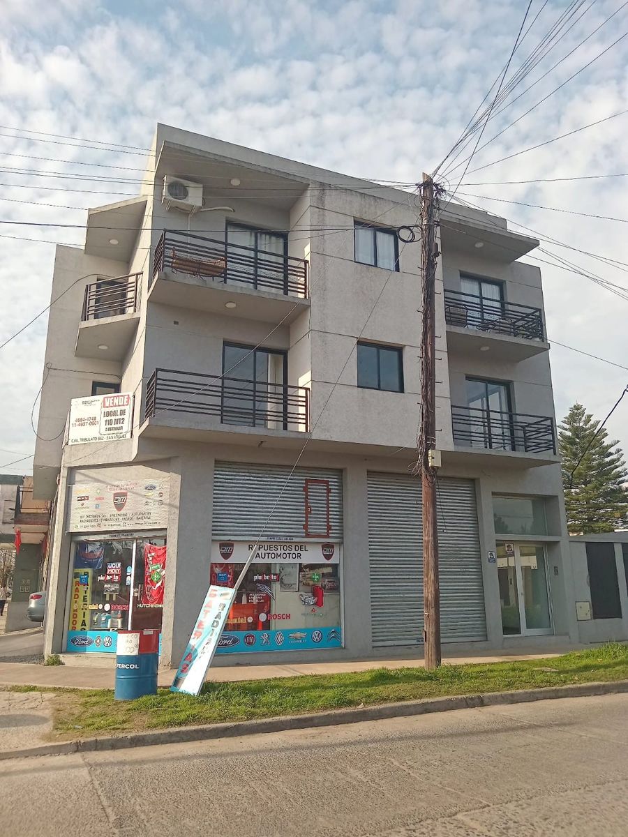 2 ambientes con TRES BALCONES en VENTA a estrenar opción cochera,posible financiación