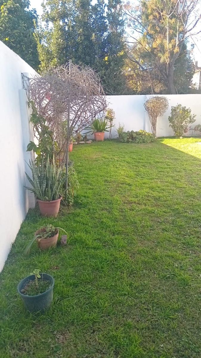Excelente propiedad Ubicación CÉNTRICA ESCUCHA OFERTA — foto 5