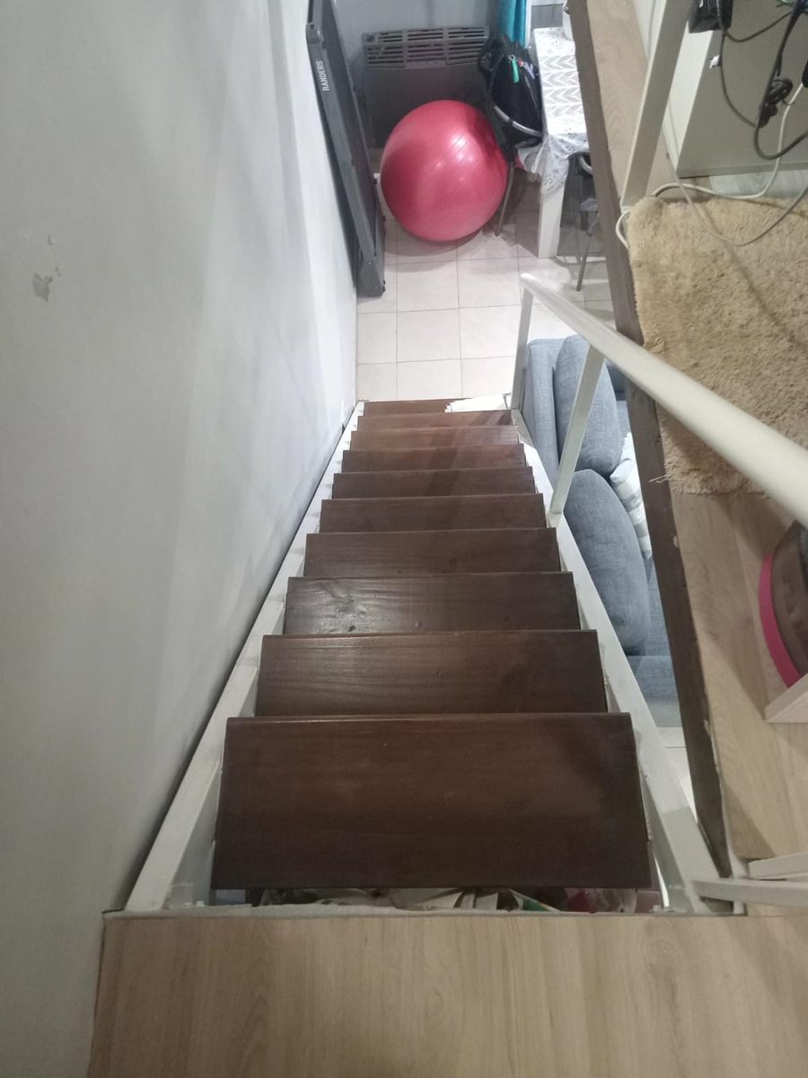 Hermoso duplex en Primer Piso con cochera — foto 8