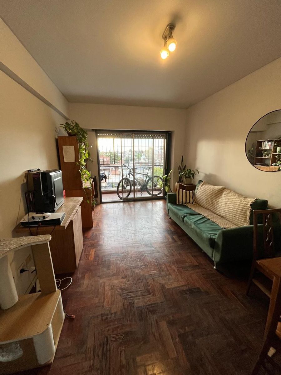 2 AMBIENTES CON COCINA SEPARADA Y BALCÓN — foto 11