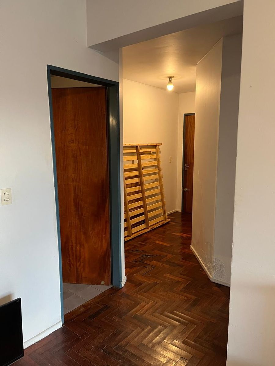 2 AMBIENTES CON COCINA SEPARADA Y BALCÓN — foto 12