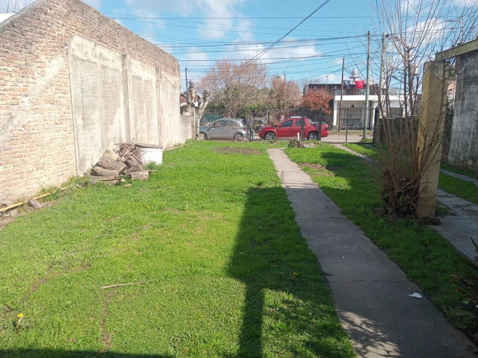 Casa en venta linda ubicación Hermoso patio — foto 4