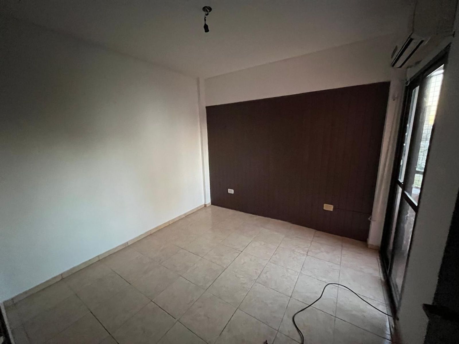 VENTA Muy lindo 3 ambientes con cocina separada — foto 2