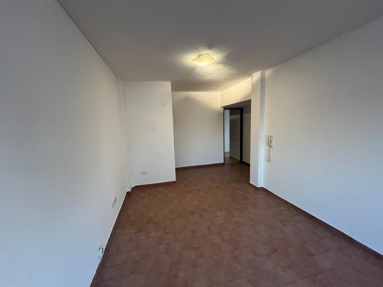 VENTA Muy lindo 3 ambientes con cocina separada — foto 4