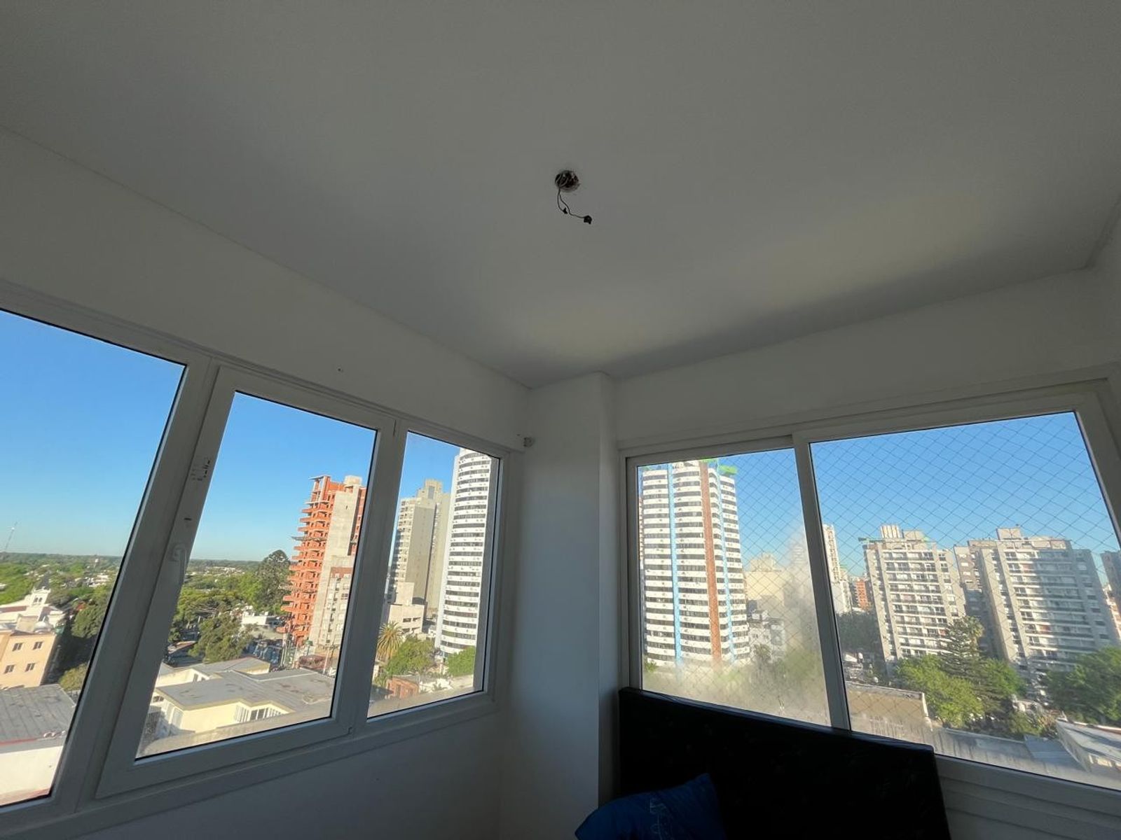 VENTA piso 3 ambientes CON BALCÓN y COCHERA cubierta, 2 baños, Muñizcentro ÚNICO — foto 13