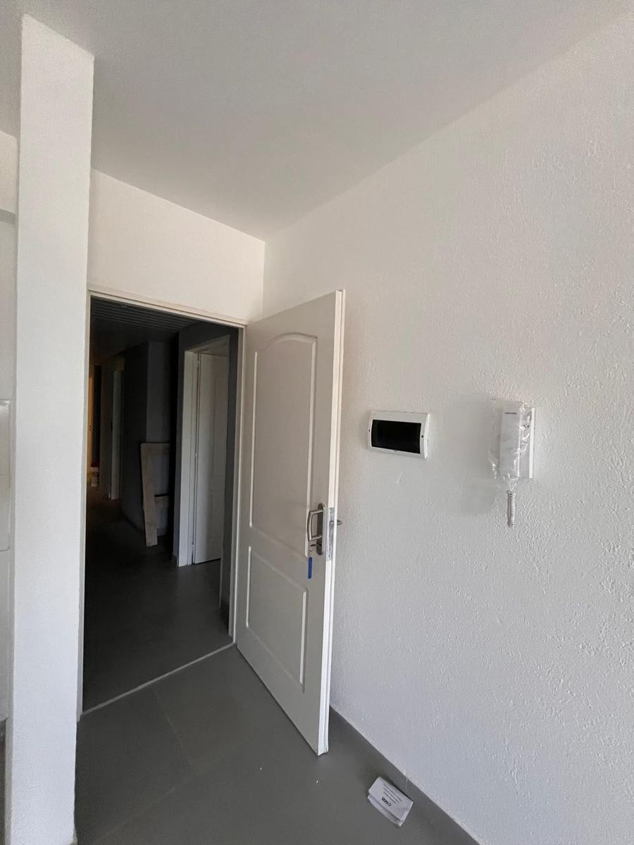 Hermoso MONOAMBIENTE Con balcón A Estrenar — foto 3