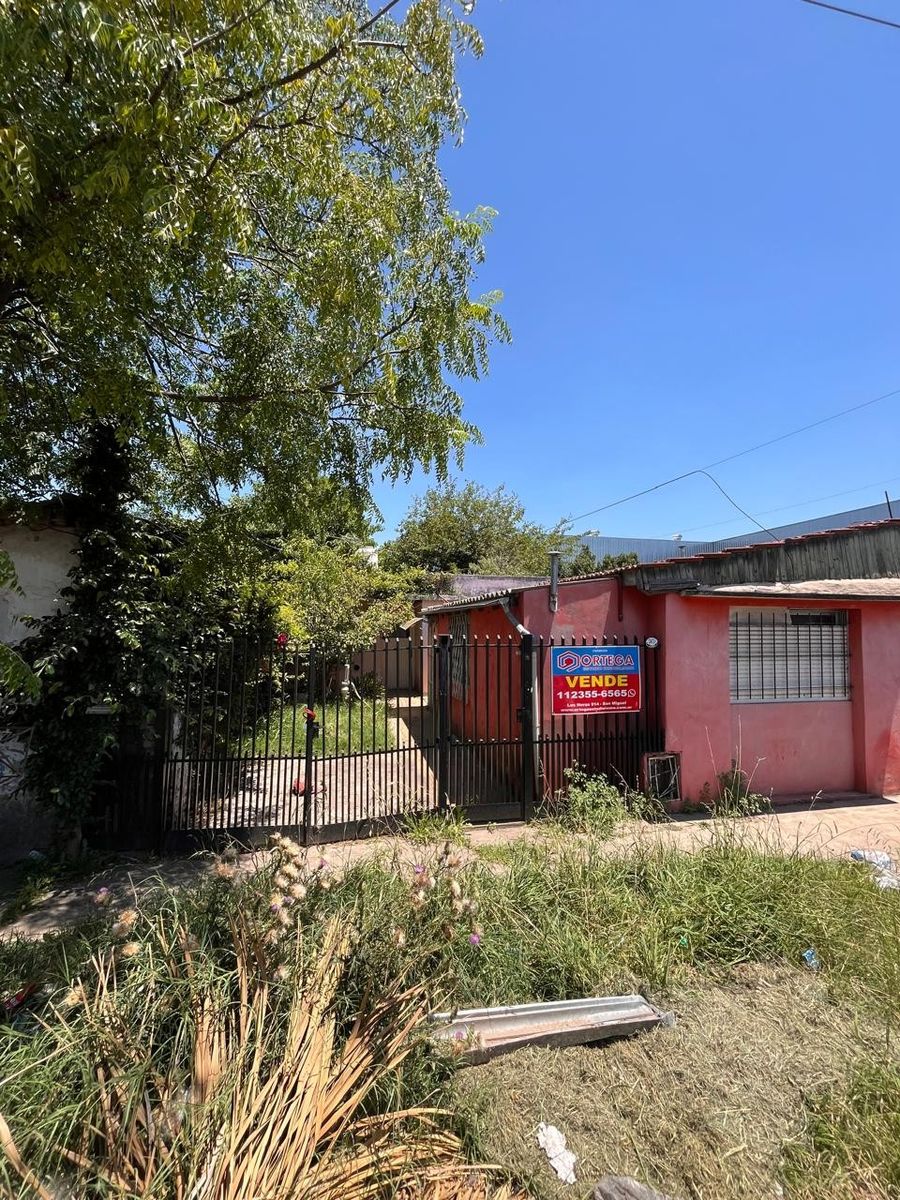 VENTA de casa a reciclar, sobre asfalto, zona Chile y Muñoz — foto 5
