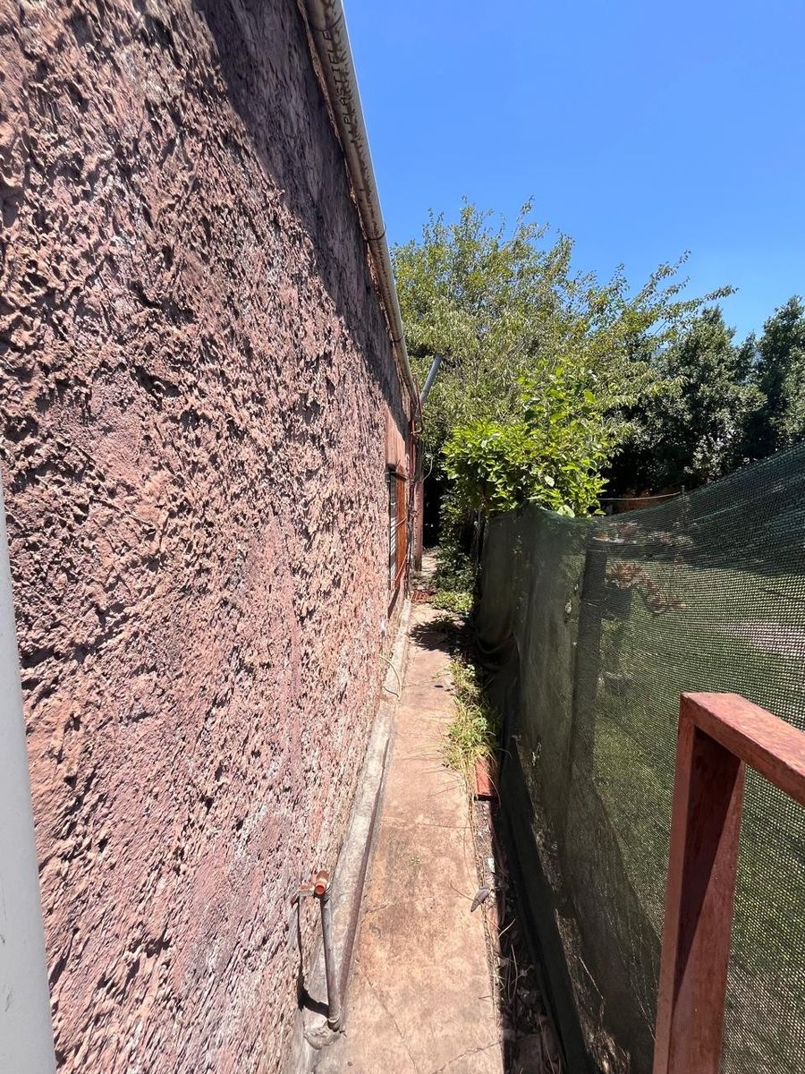 VENTA de casa a reciclar, sobre asfalto, zona Chile y Muñoz — foto 7