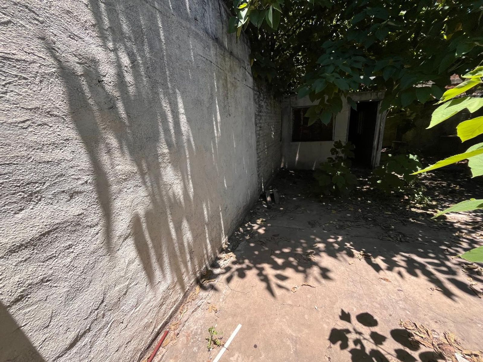 VENTA de casa a reciclar, sobre asfalto, zona Chile y Muñoz — foto 12