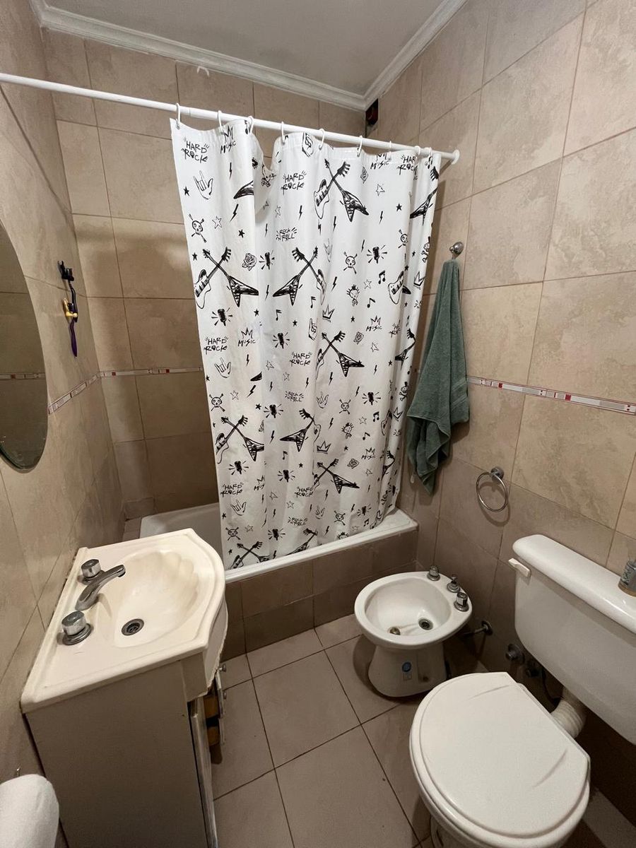 VENTA 2 ambientes en planta baja con pequeño patio interno muy lindo — foto 4