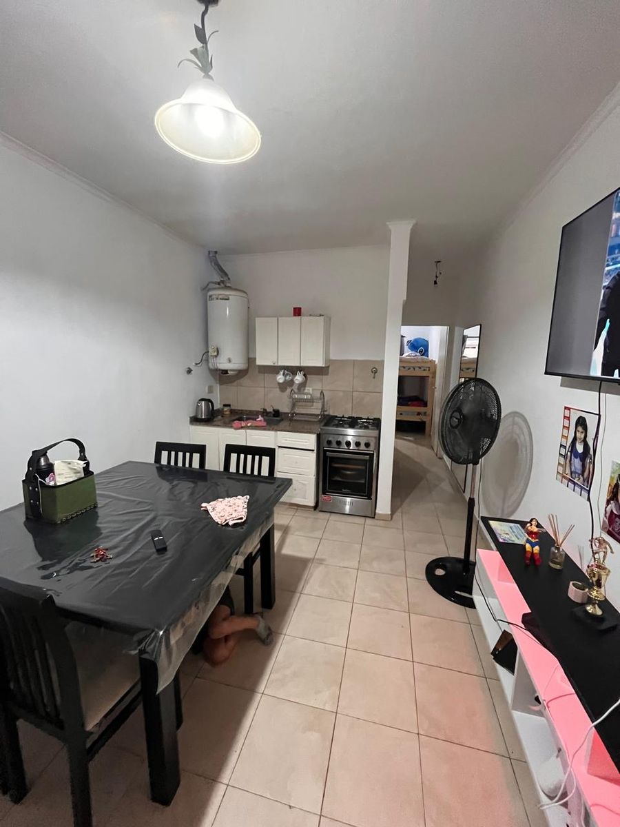 VENTA 2 ambientes en planta baja con pequeño patio interno muy lindo — foto 6