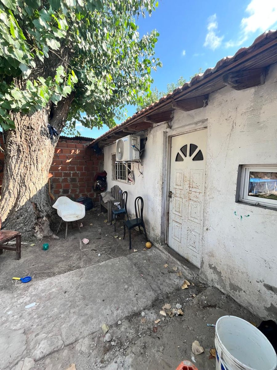 INTERESANTE casa con 3 dormitorios a metros de Municipalidad APTA CRÉDITO — foto 9