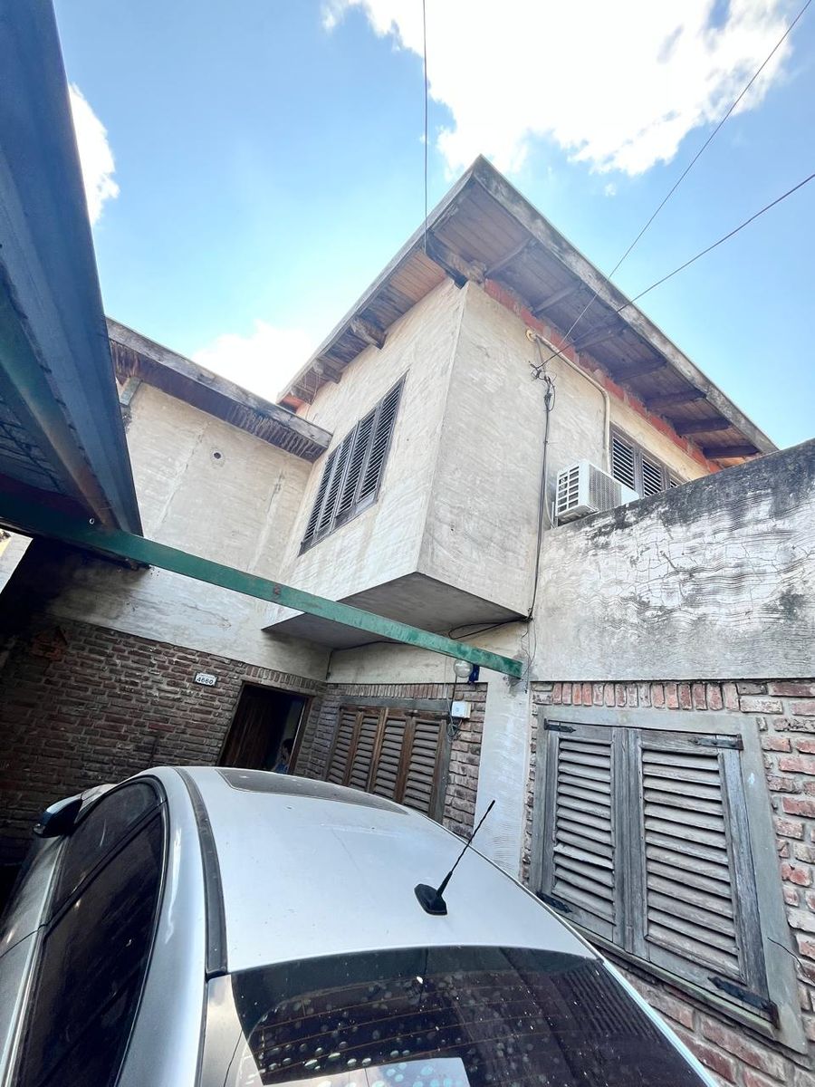INTERESANTE casa con 3 dormitorios a metros de Municipalidad APTA CRÉDITO — foto 10