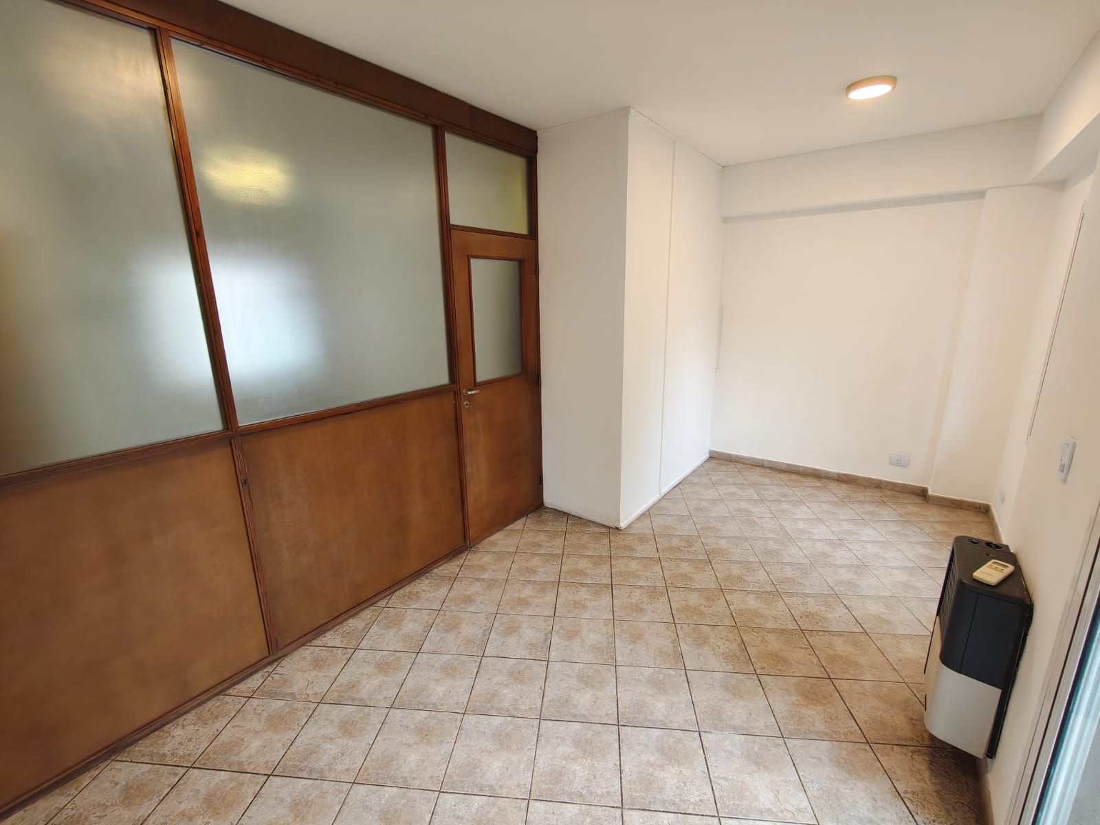 VENTA DE EXCELENTE DEPARTAMENTO Uso profesional o vivienda a 50 metros de Plaza y Estación - 6