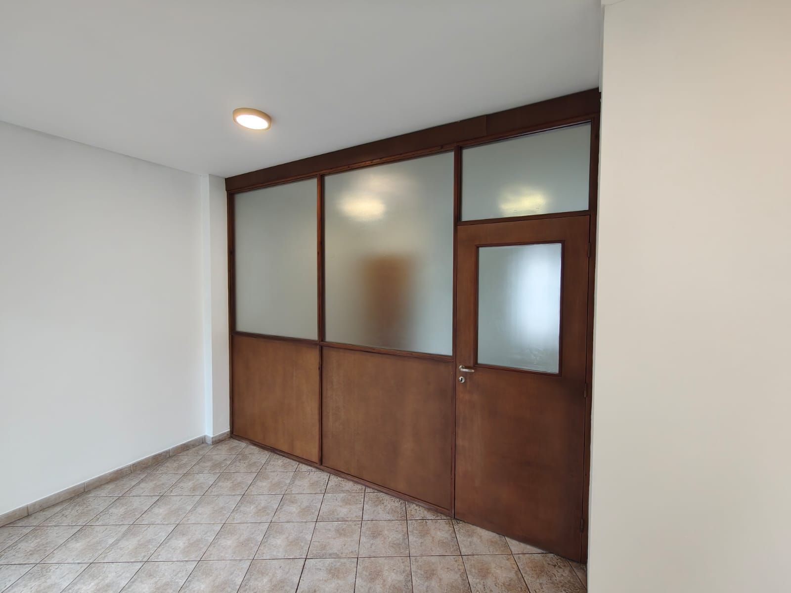VENTA DE EXCELENTE DEPARTAMENTO Uso profesional o vivienda a 50 metros de Plaza y Estación - 9