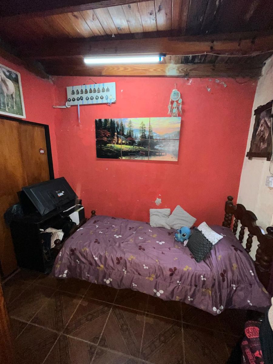Venta casa mas departamento Interesante ubicación zona estación José C Paz - 12