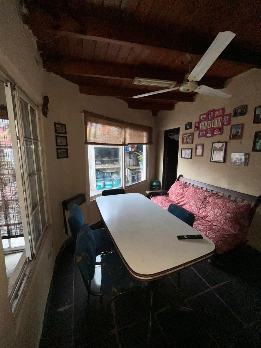Venta casa mas departamento Interesante ubicación zona estación José C Paz - 15