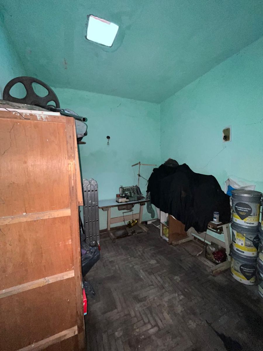 Venta casa mas departamento Interesante ubicación zona estación José C Paz - 20
