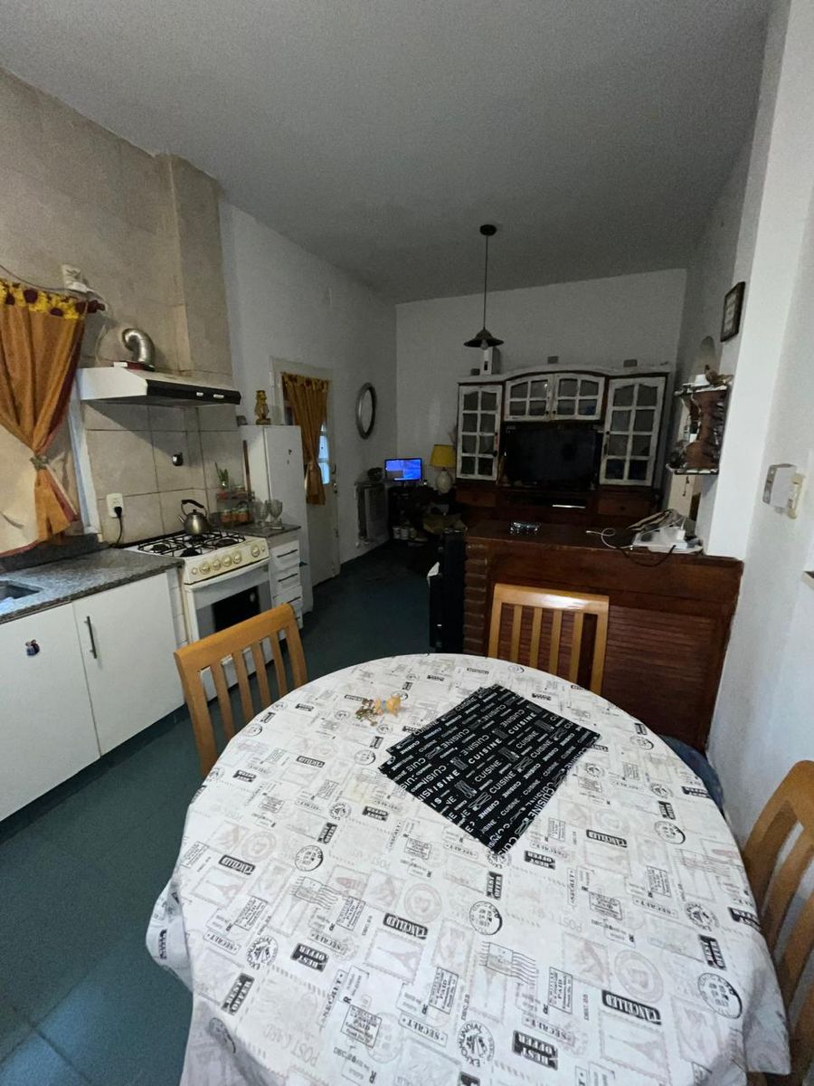 Venta de casa con 3 DORMITORIOS Sobre Tucuman al 1100, Bo Parque Mattaldi — foto 11