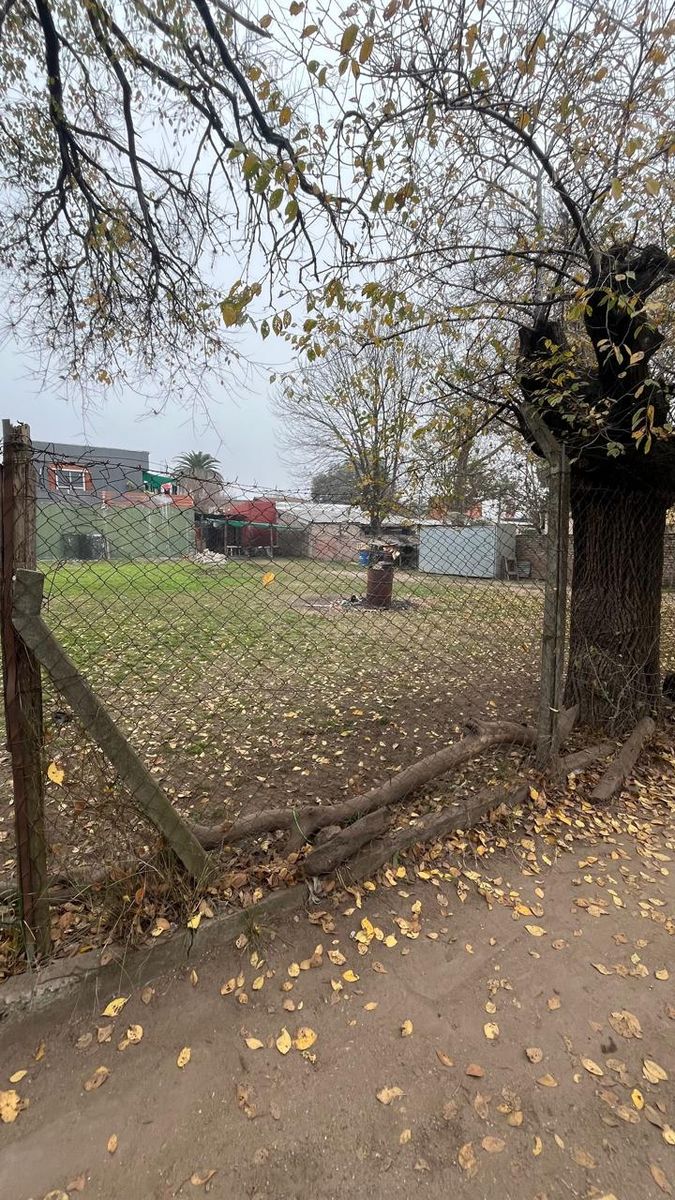 Lote en venta sobre Juan Cruz VARELA a metros de Av Arregui (ex Florida) - 4