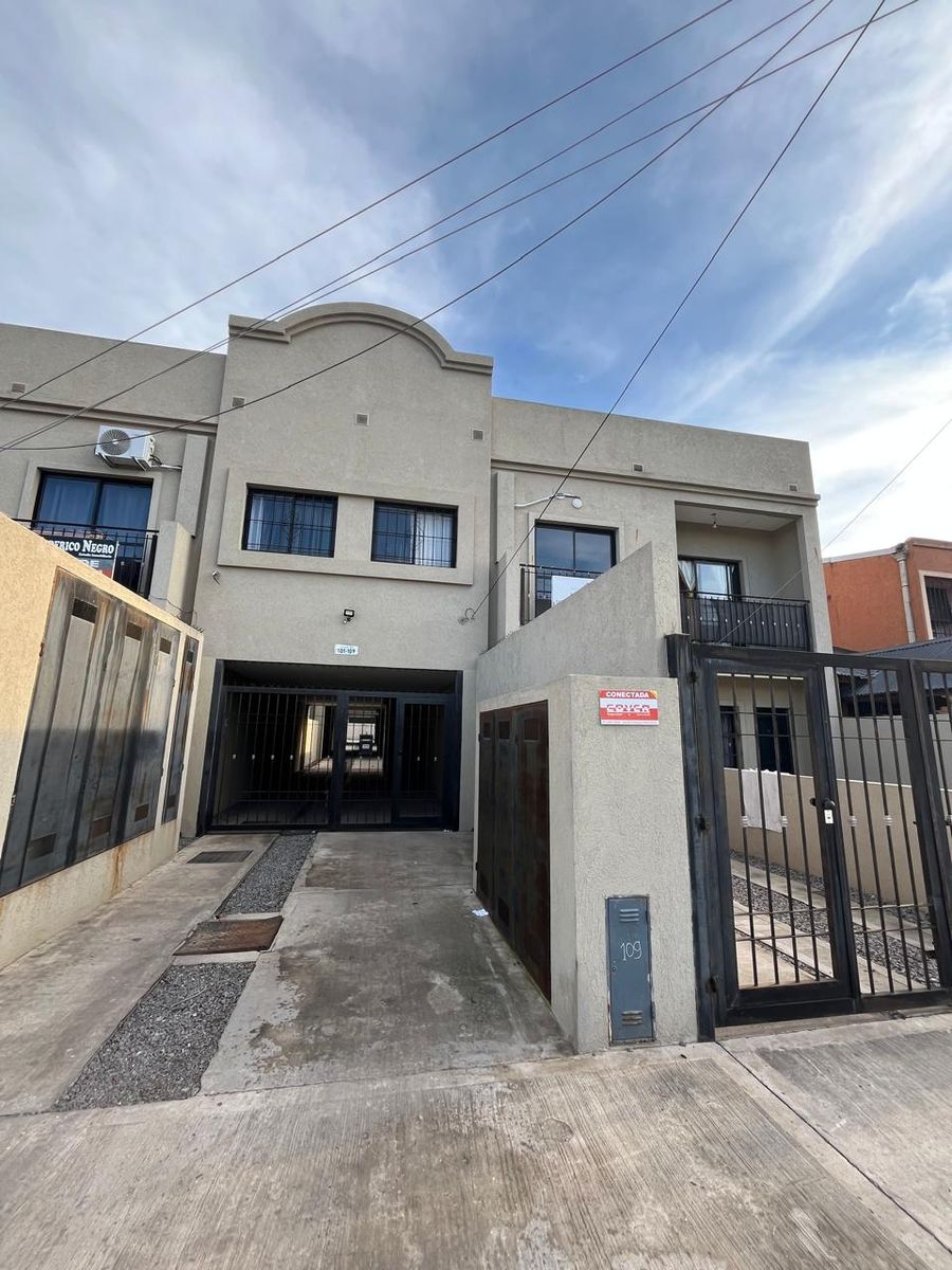 VENTA muy buen departamento al frente con balcón — foto 5