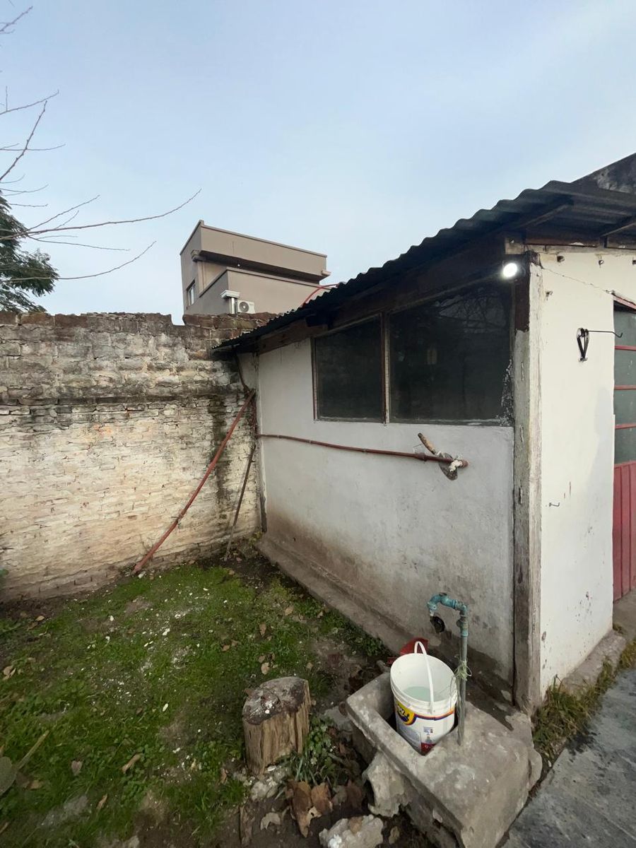 Venta de CASA sobre Malnatti a metros de Primera Junta - 15