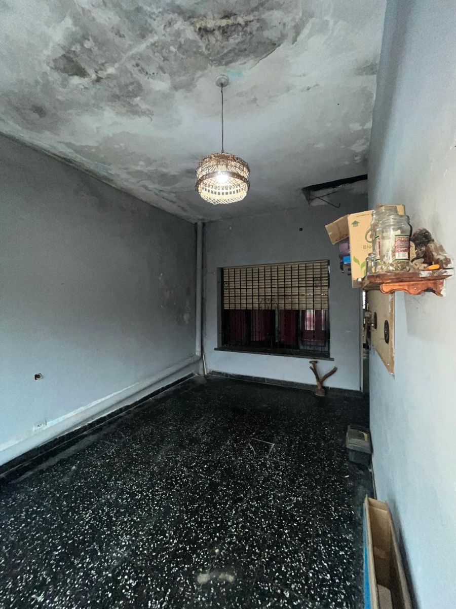 Venta de CASA sobre Malnatti a metros de Primera Junta - 21