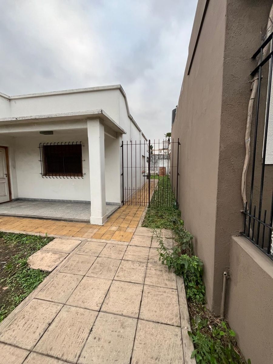 VENTA de Casa con 2 dormitorios en una ubicación de privilegio - 3