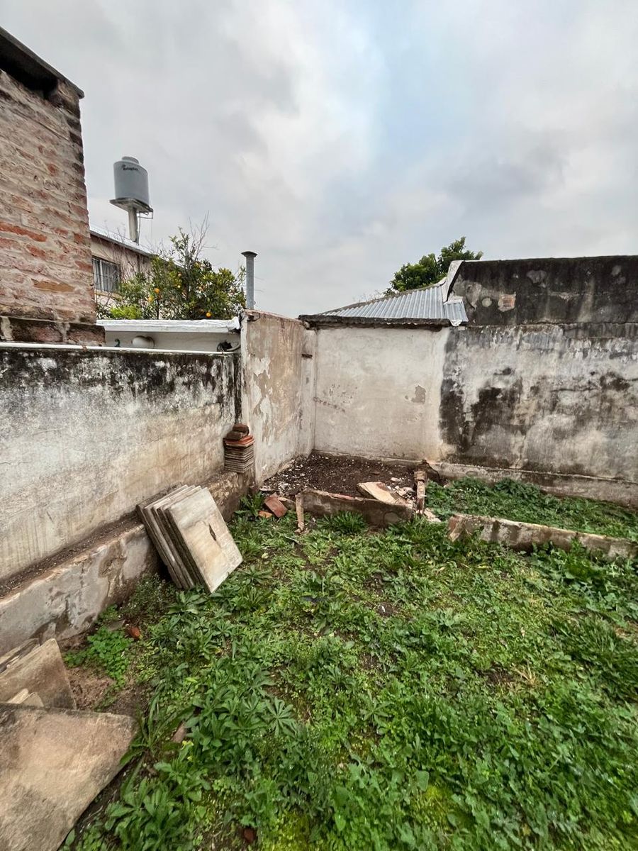 VENTA de Casa con 2 dormitorios en una ubicación de privilegio - 30