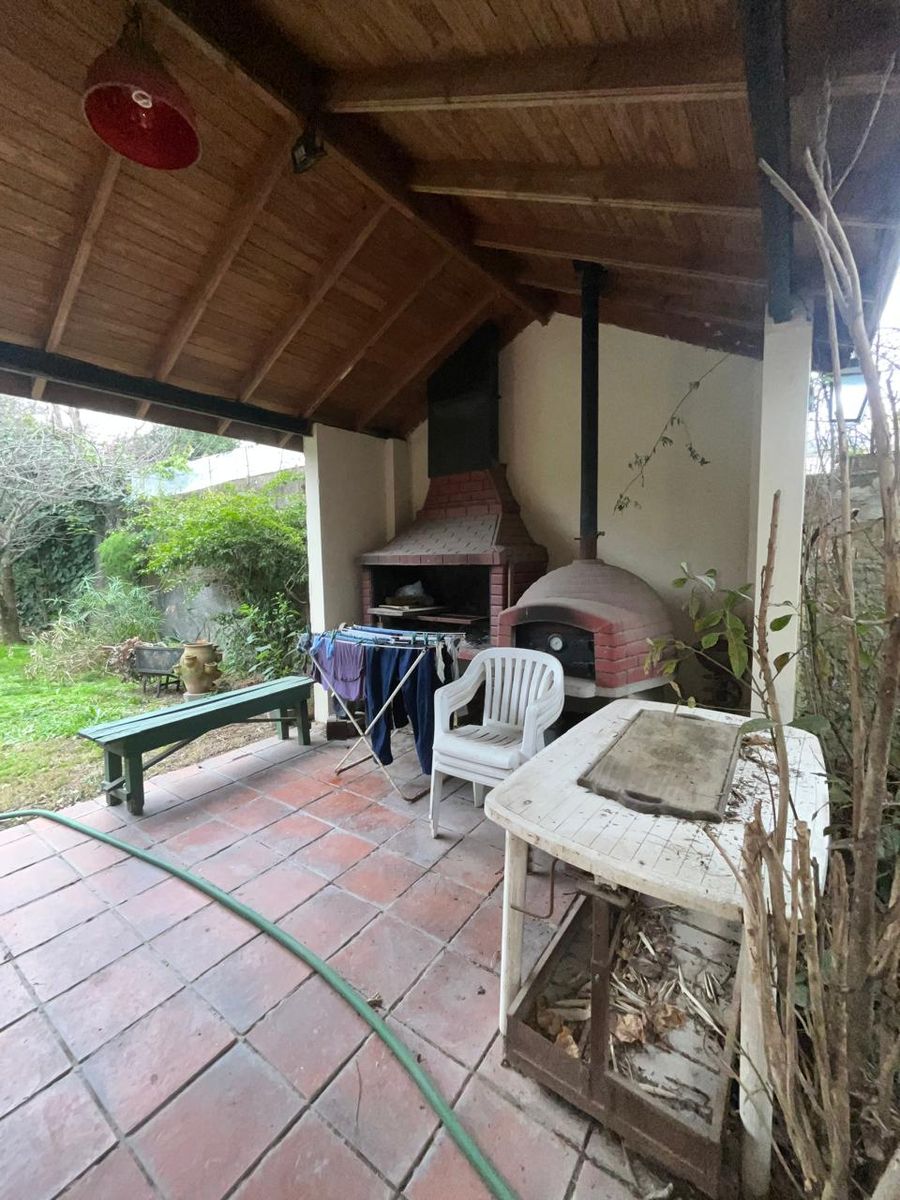 VENTA muy linda casa sobre Lebenson Zona Polideportivo, Gran ubicación - 6