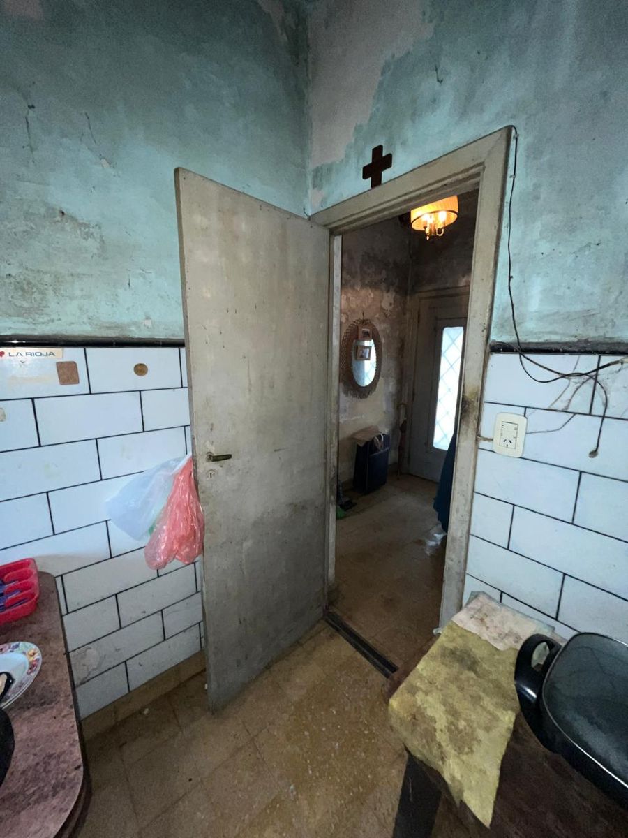 VENTA CASA PARA RECICLAR zona exclusiva a 300 metros del centro de San Miguel - 8