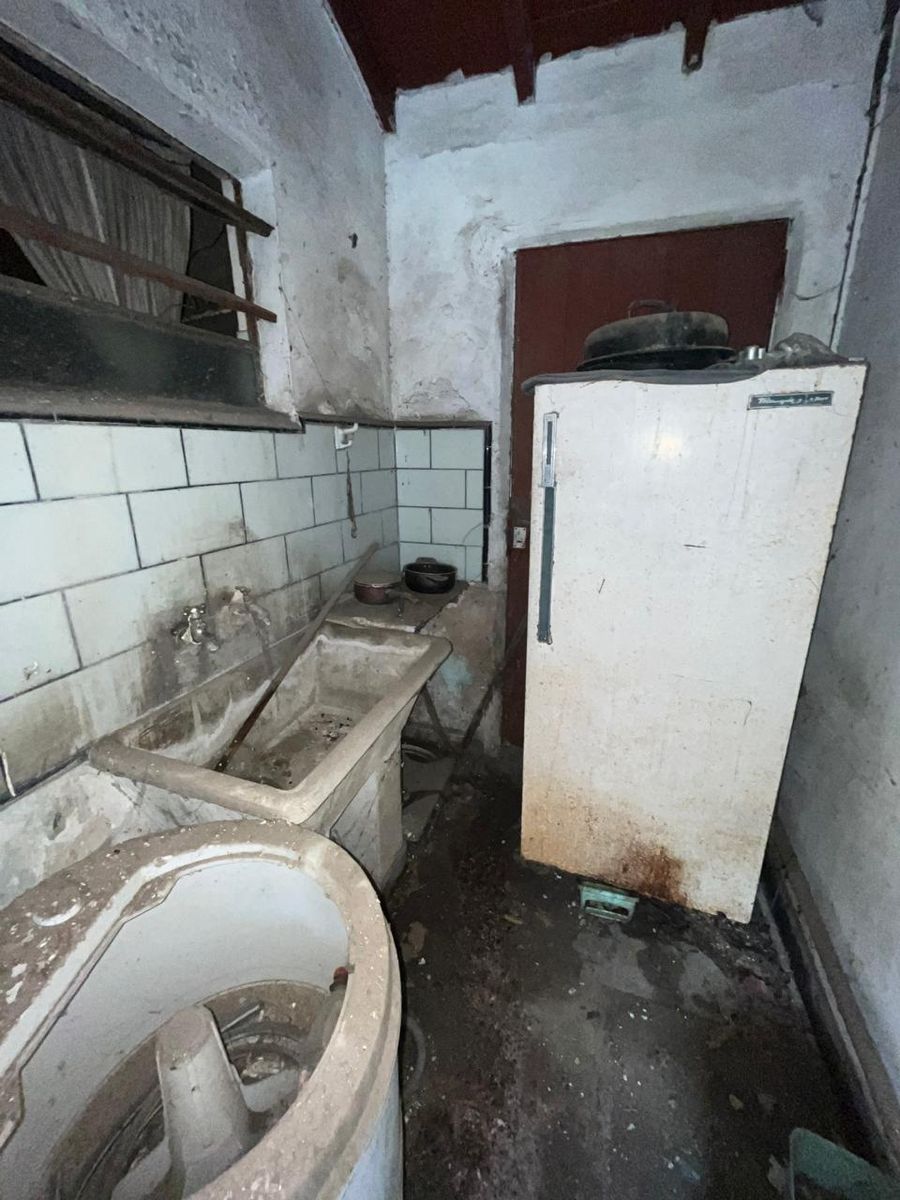 VENTA CASA PARA RECICLAR zona exclusiva a 300 metros del centro de San Miguel - 9