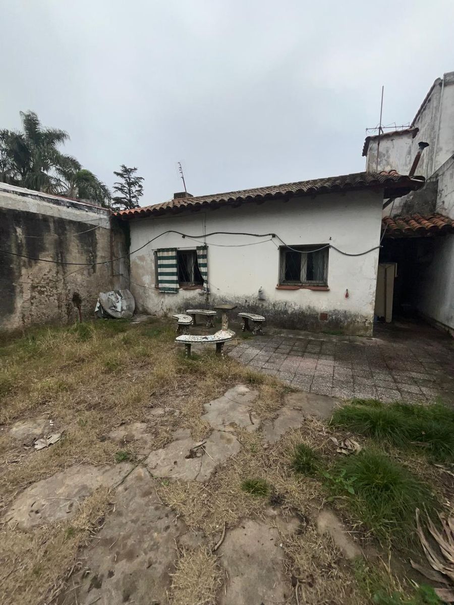 VENTA CASA PARA RECICLAR zona exclusiva a 300 metros del centro de San Miguel - 12