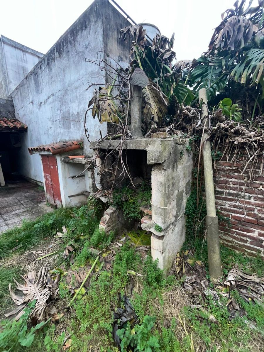 VENTA CASA PARA RECICLAR zona exclusiva a 300 metros del centro de San Miguel - 13