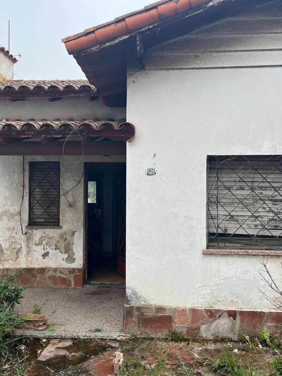 VENTA CASA PARA RECICLAR zona exclusiva a 300 metros del centro de San Miguel - 18