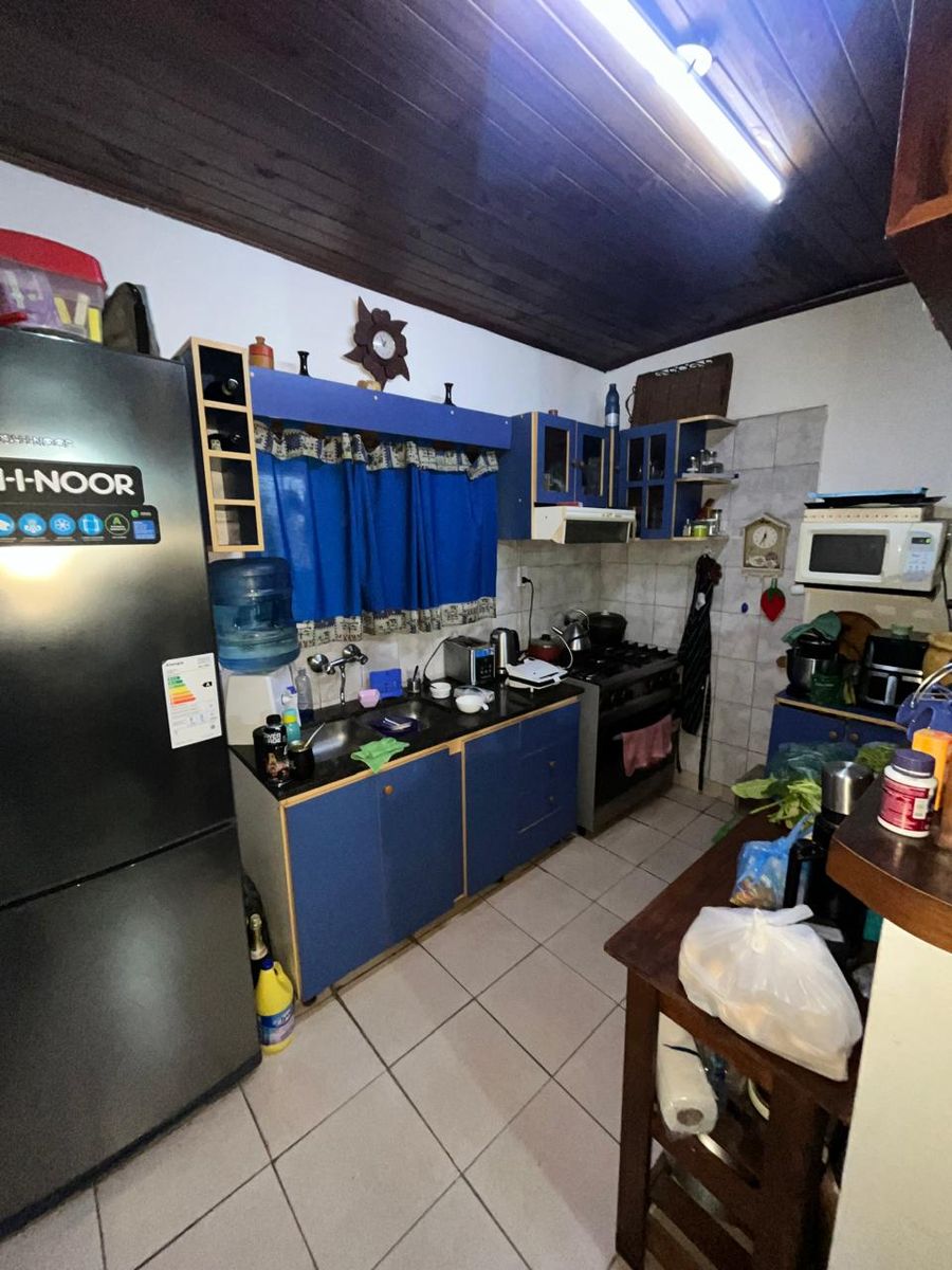 Venta casa mas departamento sobre Avenida - 2