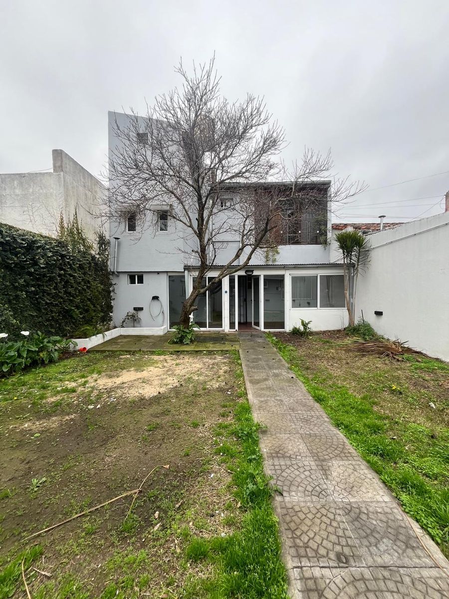 Venta muy linda casa Con Tres Dormitorios sobre Pedro Goyena MUÑIZ Posible Permuta - 15